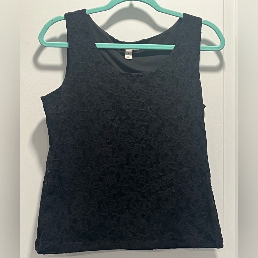 Dana Buchman Sleeveless Lace Blouse - EUC